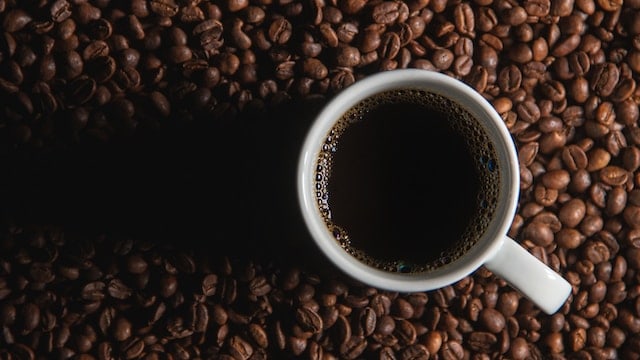 how to make yourself a black coffee